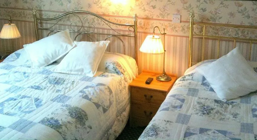 Almond House B&B Edinburgh Bed & Breakfast
